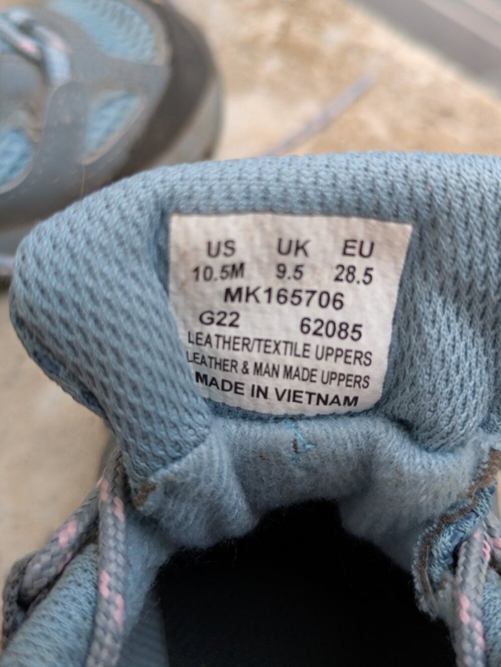 Toddler Merrell hiking shoes - Picture 5 of 8